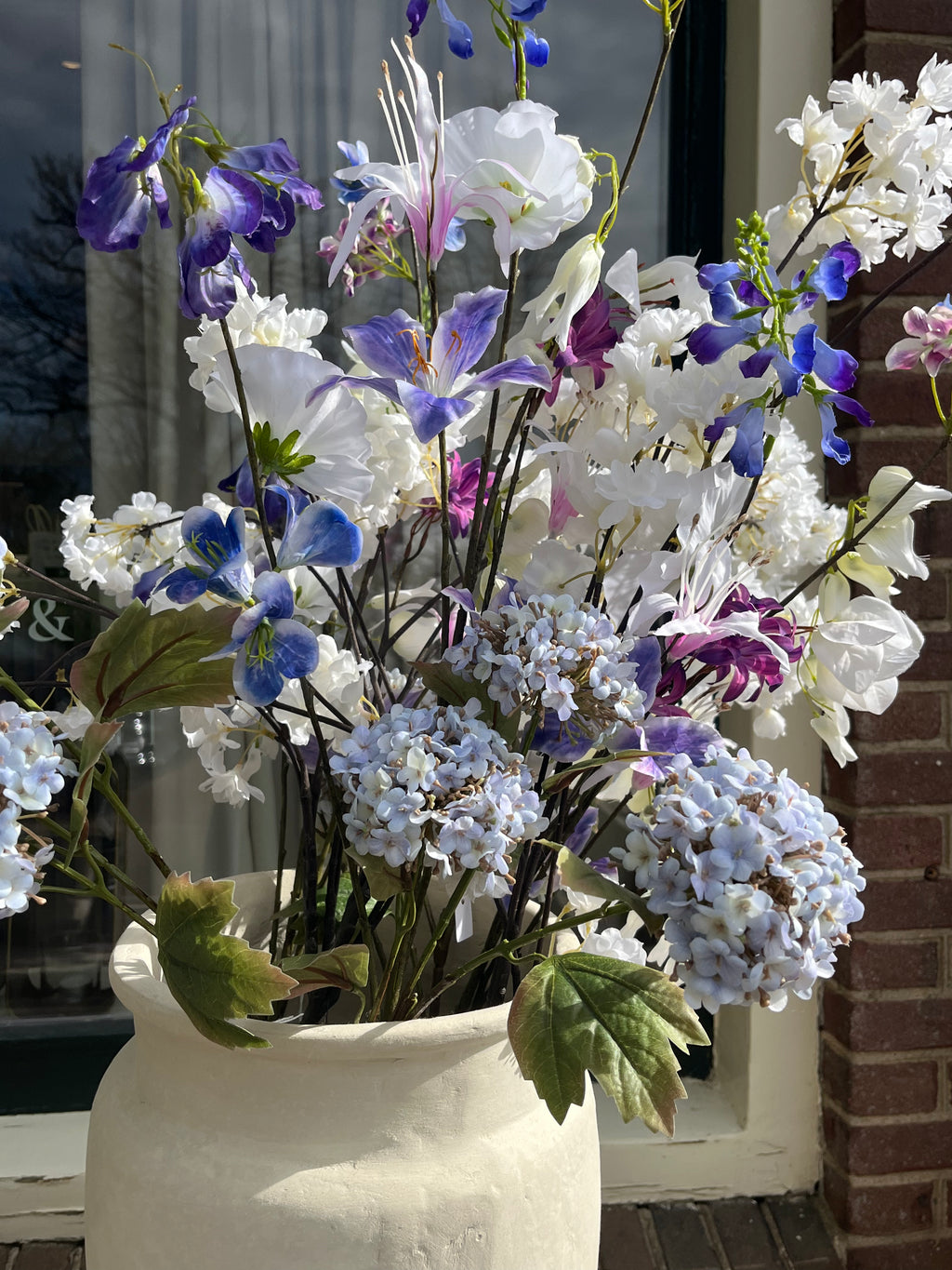 Mixed flowers 119 cm blue